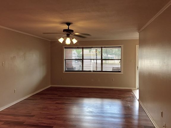 2nd image of 1705 Rosewood Ave