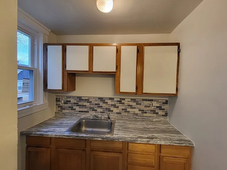 19 Mora St #2 — Photo 14