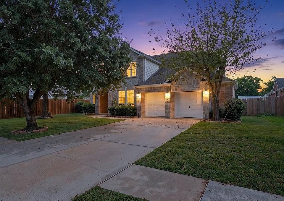 1st image of 3011 Grand Lakeview Dr