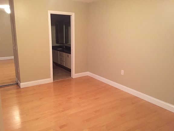 3rd image of 5305 53rd Way