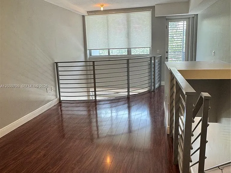 3339 Virginia St #105 — Photo 12