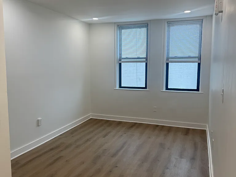 446 James St #1 — Photo 3