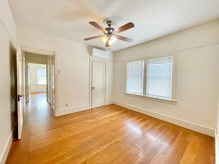 3920 J Street — Photo 5