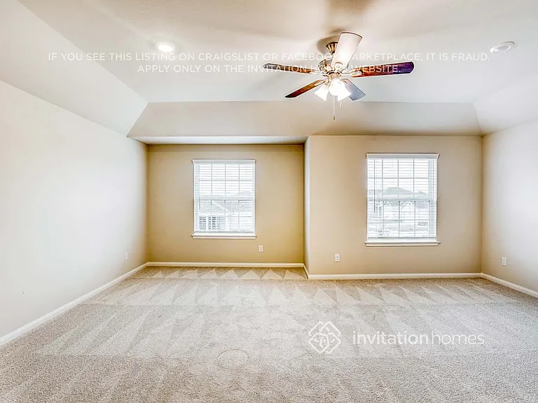 8214 Sunberry Shadow Dr — Photo 10
