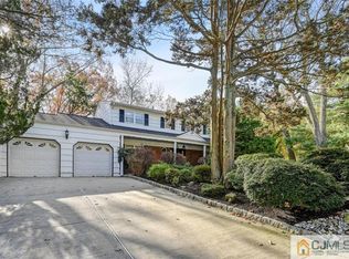 22 Bosko Dr, East Brunswick, NJ 08816