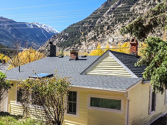 Backyard views to the west