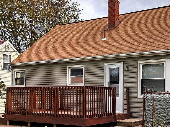 3rd image of 3630 Oakwood St