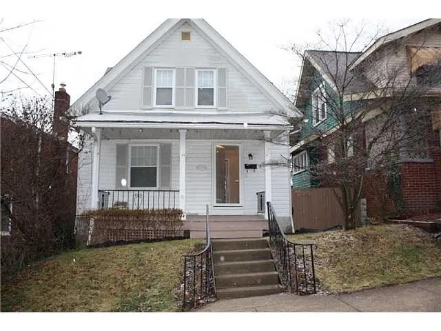 1403 Westfield St photo 1