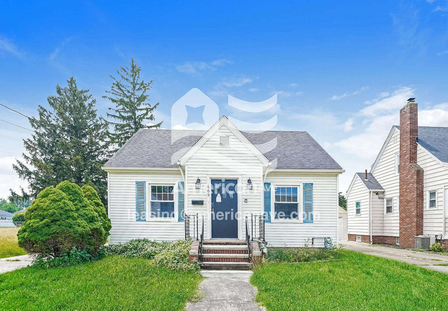 3 bed, 1.0 bath, 1192 sqft, $1,197 — Photo 1