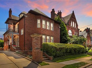 701 Saint James St, Pittsburgh, PA