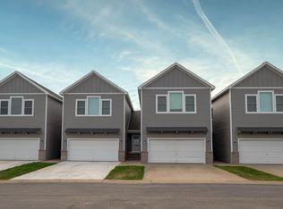 122 Cedar Path, Eagle Lake, MN 56024