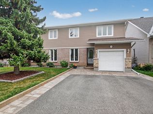 61 Fieldgate Dr, Ottawa, ON K2J 1V3