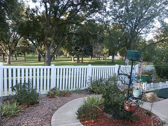3rd image of 1605 Horseshoe Pl