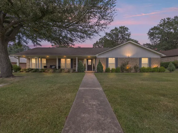 3804 Evergreen Dr, Texarkana, AR 71854