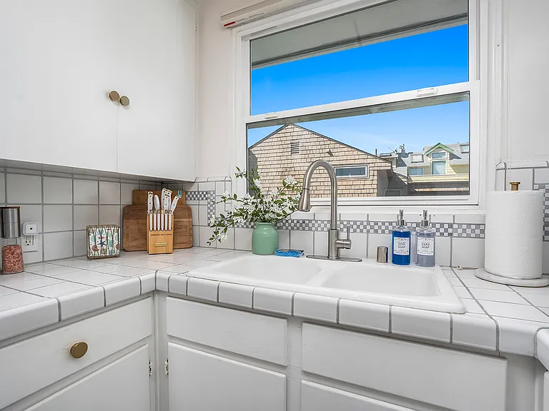 2827 Bayside Ln — Photo 22