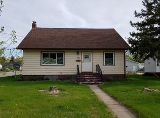 325 2nd St SW, Melrose, MN 56352