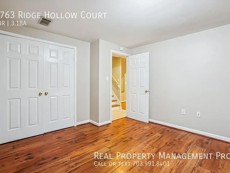 8763 Ridge Hollow Ct — Photo 27