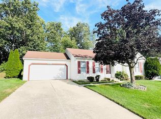 4228 Hunter Run Cir, South Bend, IN 46628