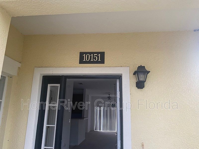1st image of 10151 Regent Park Dr