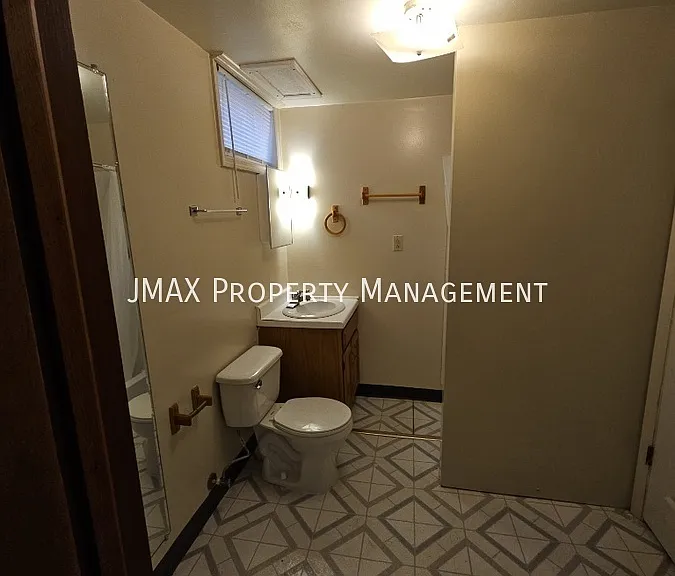 3128 Fleetwood Ave — Photo 10