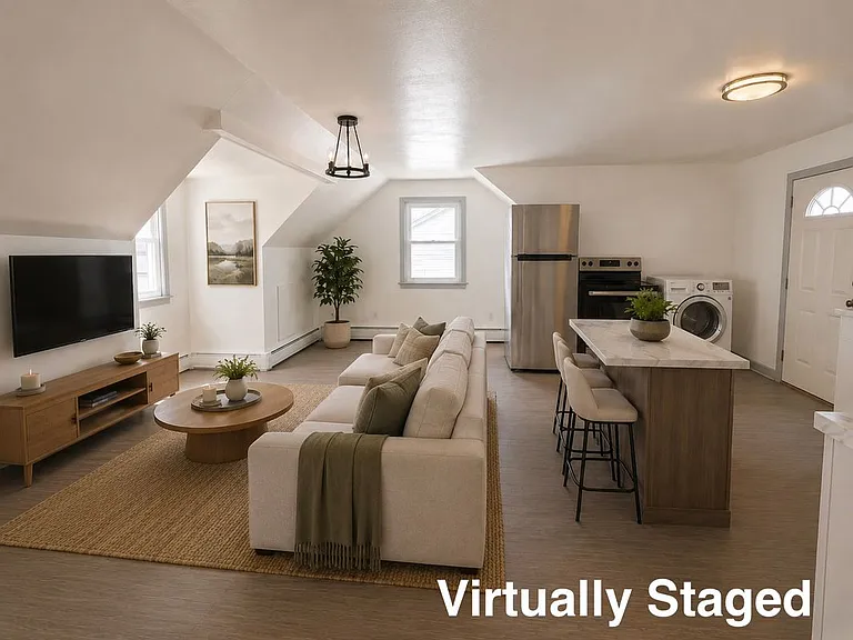 91 Enright St #2 — Photo 4