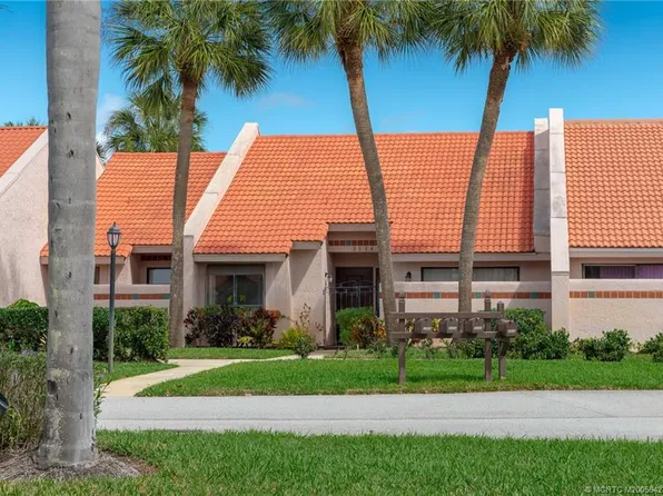 3504 SE Sandpiper Cir, Port Saint Lucie, FL 34952