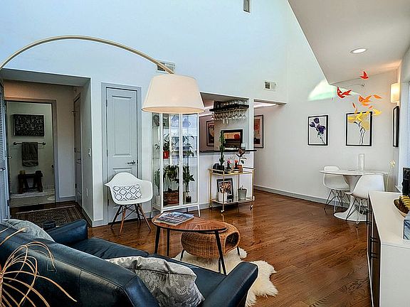 5th image of 52 Lincoln Ave #503-20X