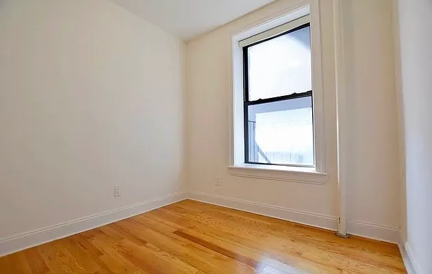 Rented by REAL New York | media 4