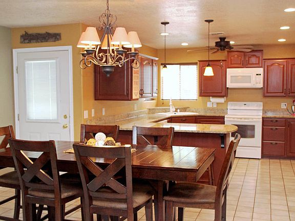 5th image of 8388 N Sapphire Dr
