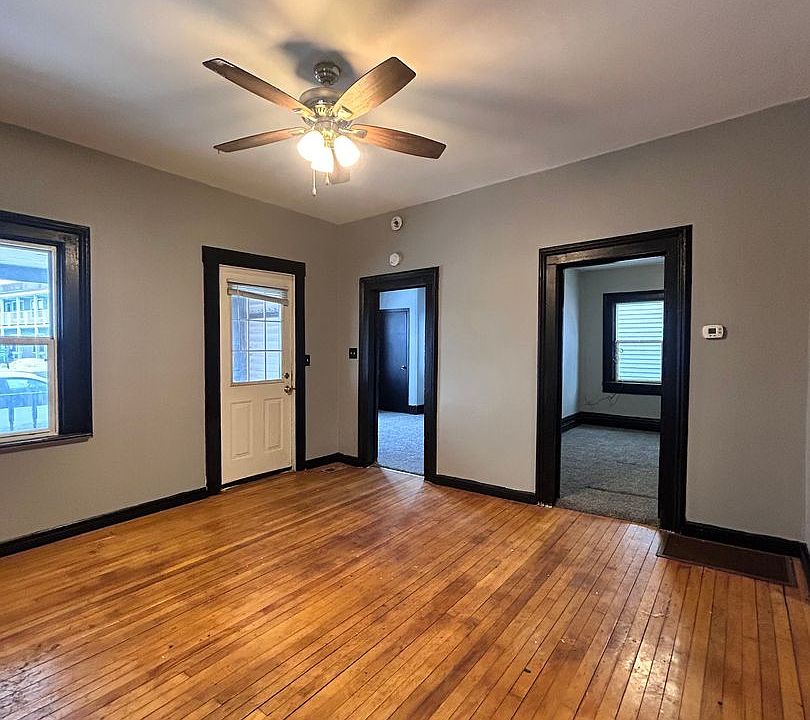 1st image of 315 N Dewey St
