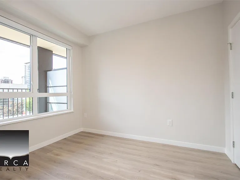110 E 17th St #302 — Photo 13