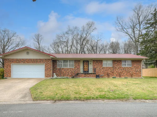 1216 Skyline Drive, Neosho, MO 64850