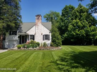 1 Sachem Ln, Greenwich, CT 06830