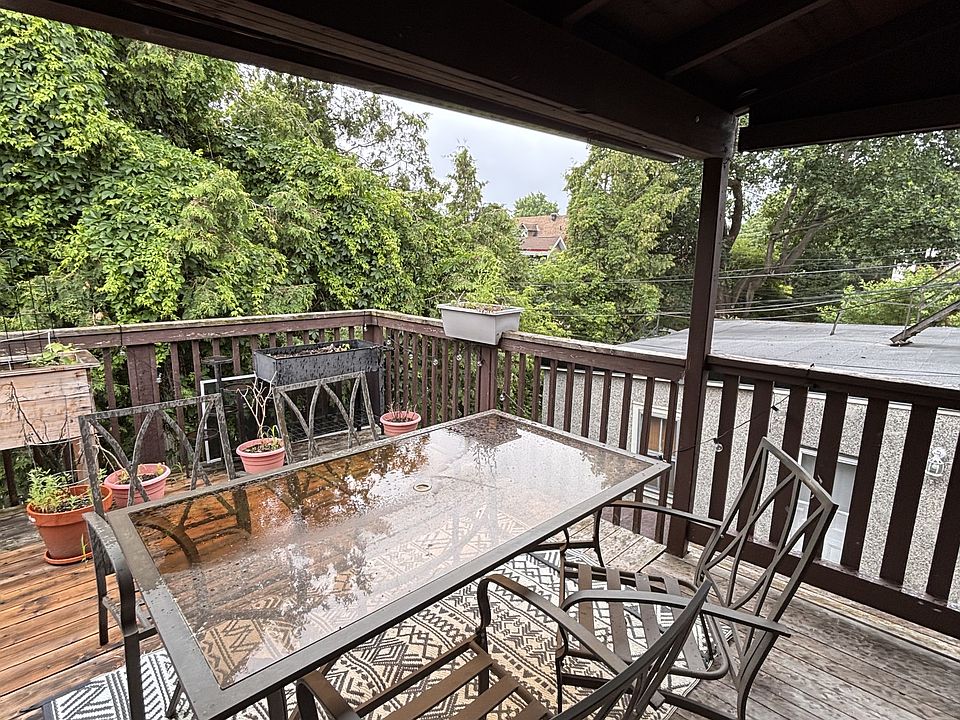 1st image of 490 Gilmour St #2