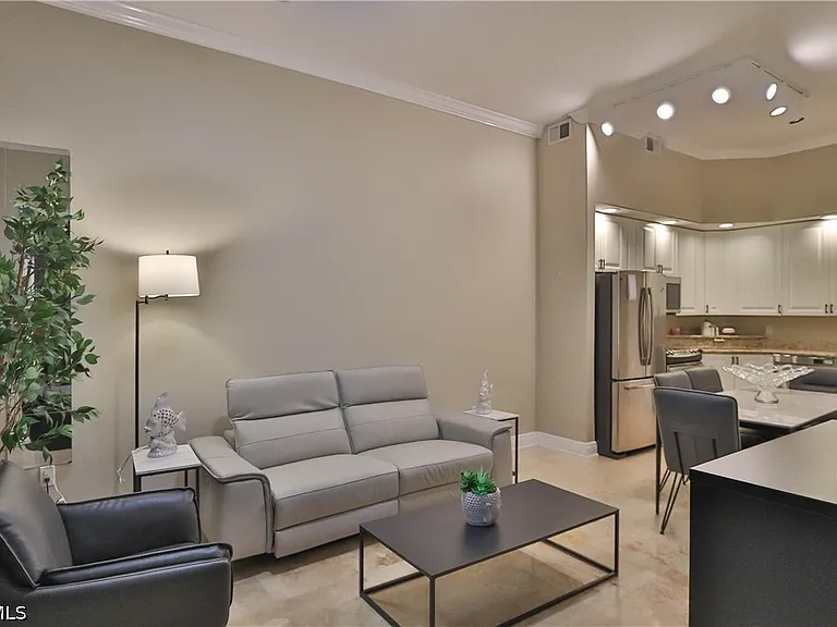 2825 Palm Beach Blvd #116 — Photo 26