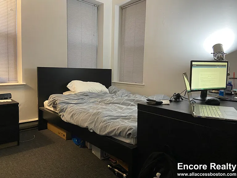 772 Columbus Ave #2 — Photo 6