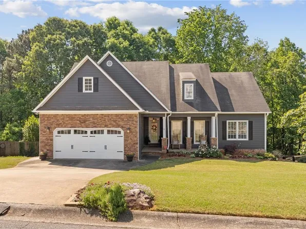 1020 Walnut Creek Dr, Woodstock, GA 30188