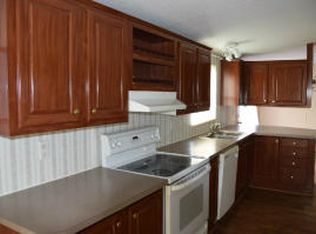 5901 Hall Rd, Catawba, VA 24070