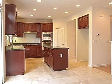 2405 Scolinos Ct — Photo 2