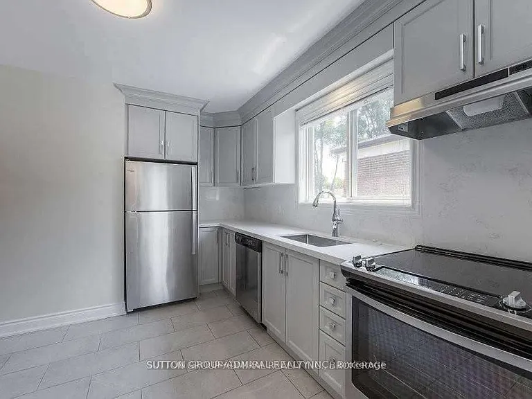 77 Garthdale Ct #2 — Photo 8