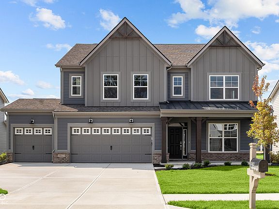 2nd image of 10627 Banyan Wood Ct