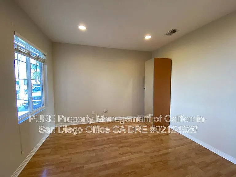 1341 E J St E — Photo 6