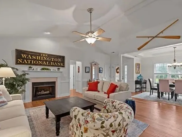 815 Pelican Dr — Photo 8