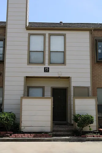 8299 Cambridge St Photo 1