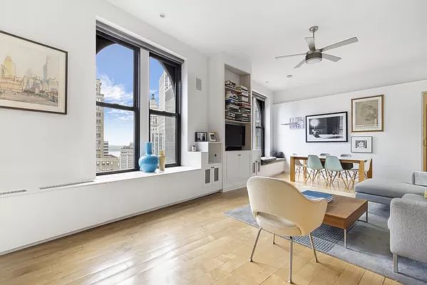 1st image of 3 Hanover Sq APT 23B
