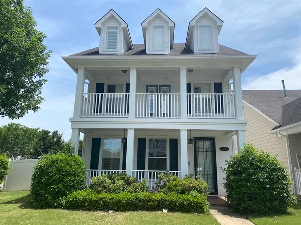 1390 Island Town Dr, Memphis, TN 38103