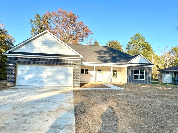 4438 Quince Rd, Memphis, TN 38117