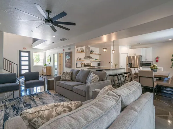 4242 W Cambridge Pkwy N, Hurricane, UT 84737