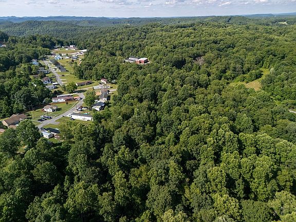 4th image of 700 Circleview Dr