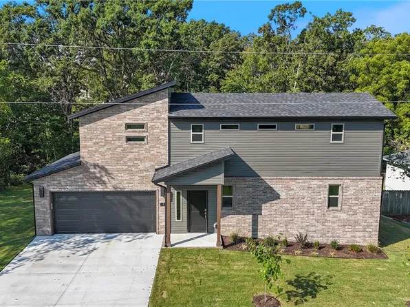 5 Hebrides Ln, Bella Vista, AR 72714